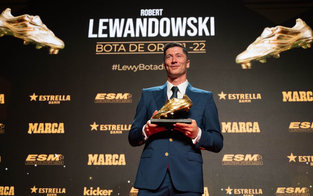 Trong danh sách này thì Lewandowski là người từng chiến thắng chiếc giày vàng Châu Âu